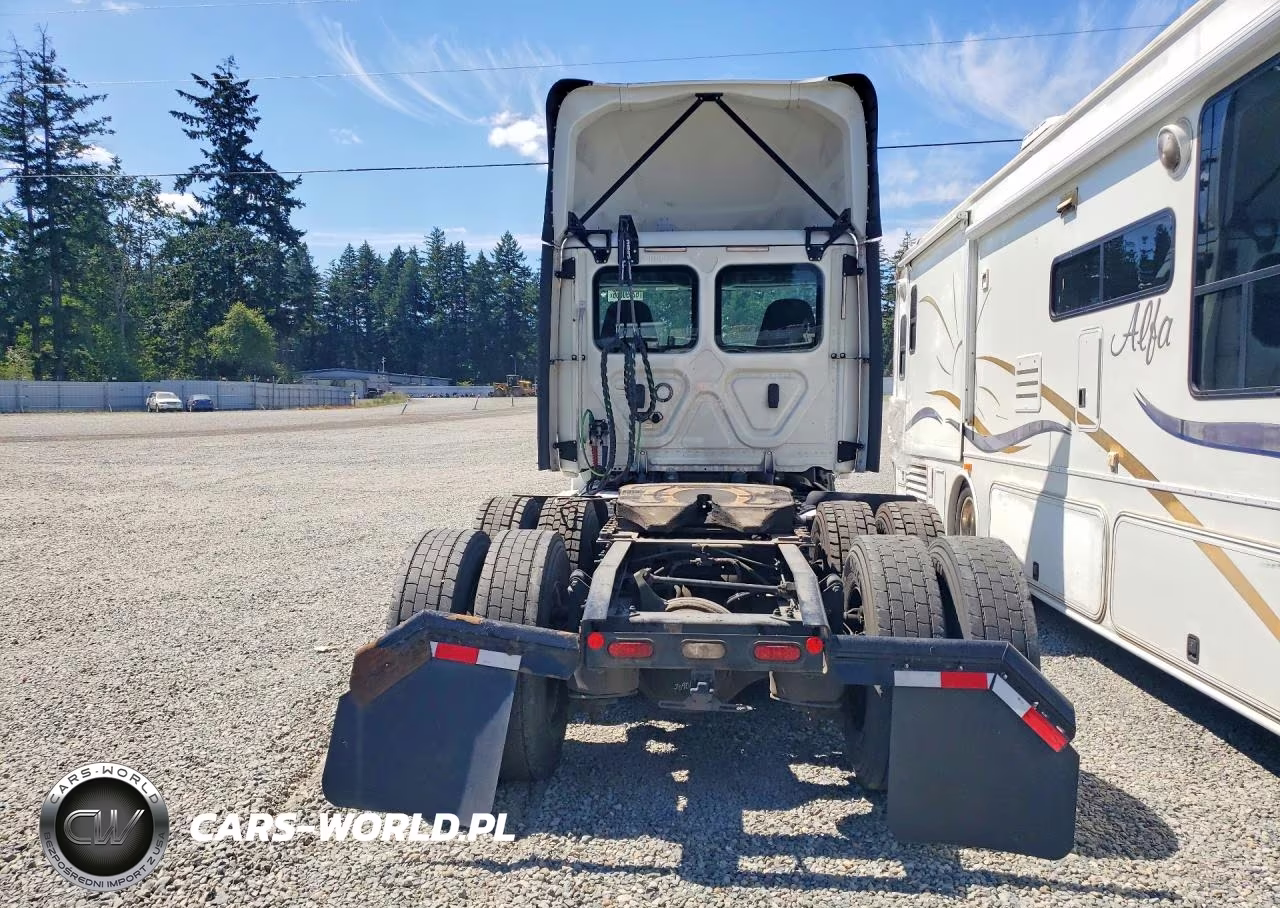 2019 Freightliner Cascadia 126 Semi Truck VIN:3AKJHLDR1KSLG2470 - 6