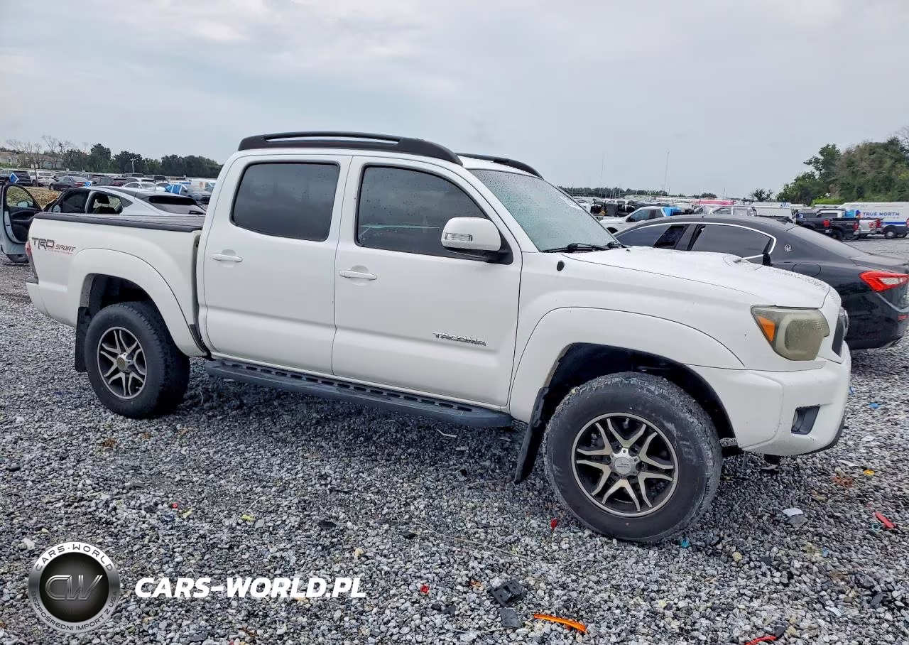2014 Toyota Tacoma Double Cab Prerunner VIN:5TFJU4GN4EX051484 - 4