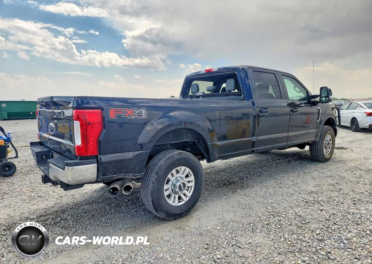 2018 Ford F350 Super Duty VIN:1FT8W3BT0JEC78699 - 3