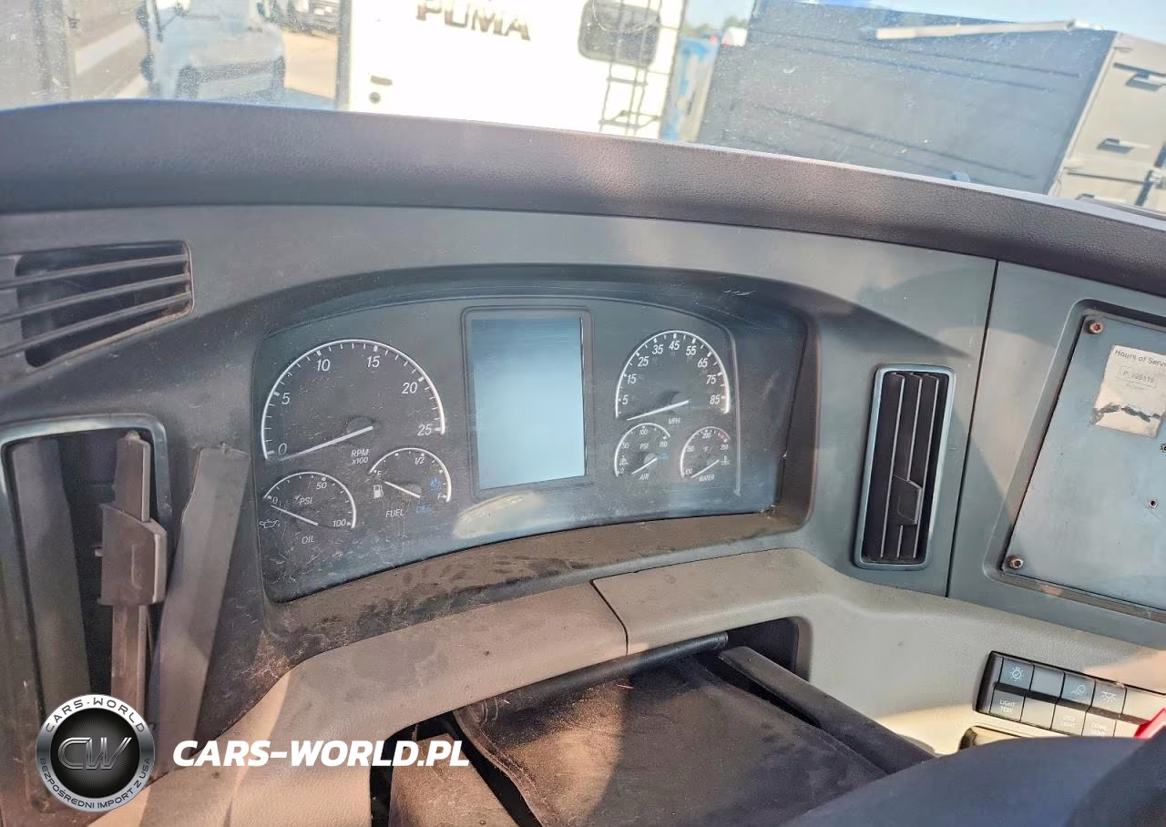 2020 Freightliner Cascadia 1 - Semi Truck VIN:3AKJHLDV1LSLP5626 - 9