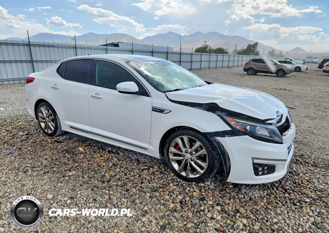2015 Kia Optima Sx VIN:5XXGR4A66FG445865 - 4