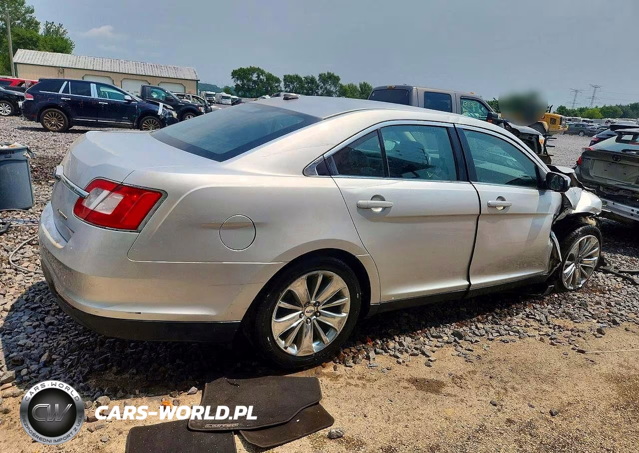 2010 Ford Taurus Limited VIN:1FAHP2FW4AG161827 - 3