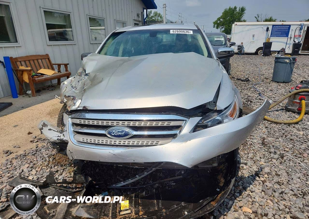 2010 Ford Taurus Limited VIN:1FAHP2FW4AG161827 - 5