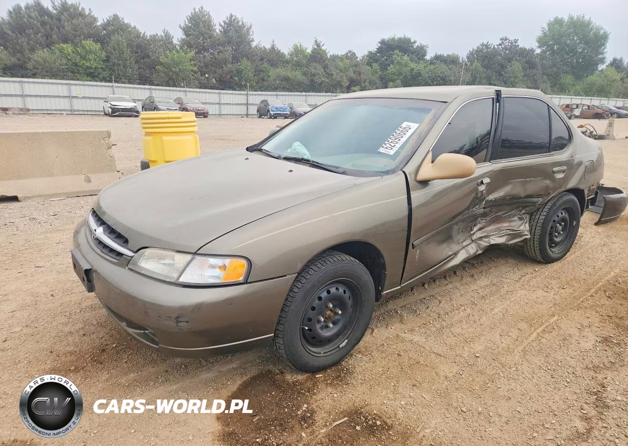 1999 Nissan Altima Xe