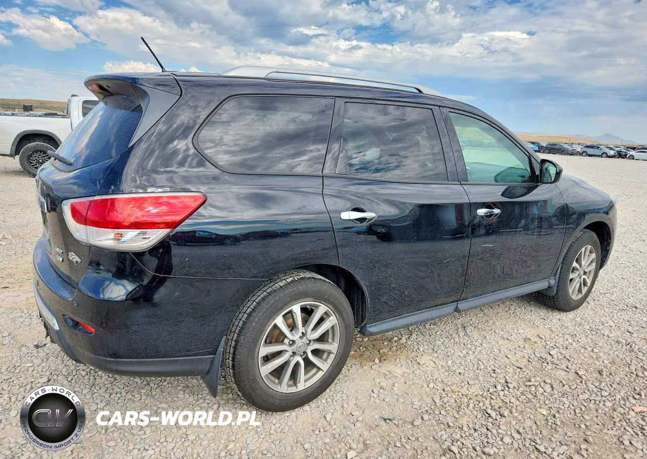 2013 Nissan Pathfinder S VIN:5N1AR2MM4DC625892 - 3