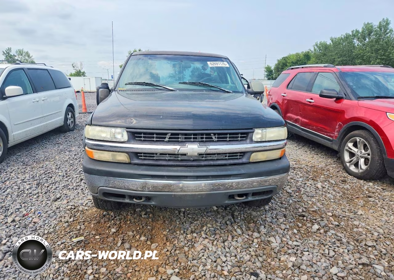 2000 Chevrolet Silverado K1500 VIN:1GCEK14T1YE120463 - 5