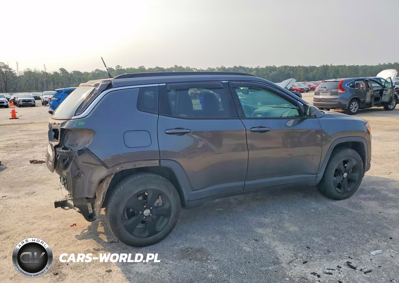 2017 Jeep Compass Latitude VIN:3C4NJDBB0HT674592 - 3
