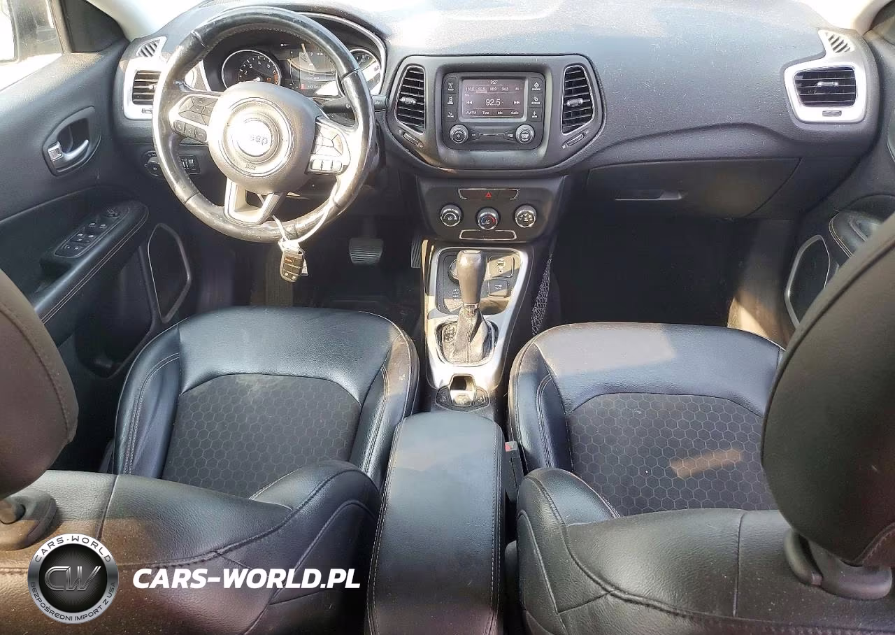 2017 Jeep Compass Latitude VIN:3C4NJDBB0HT674592 - 8