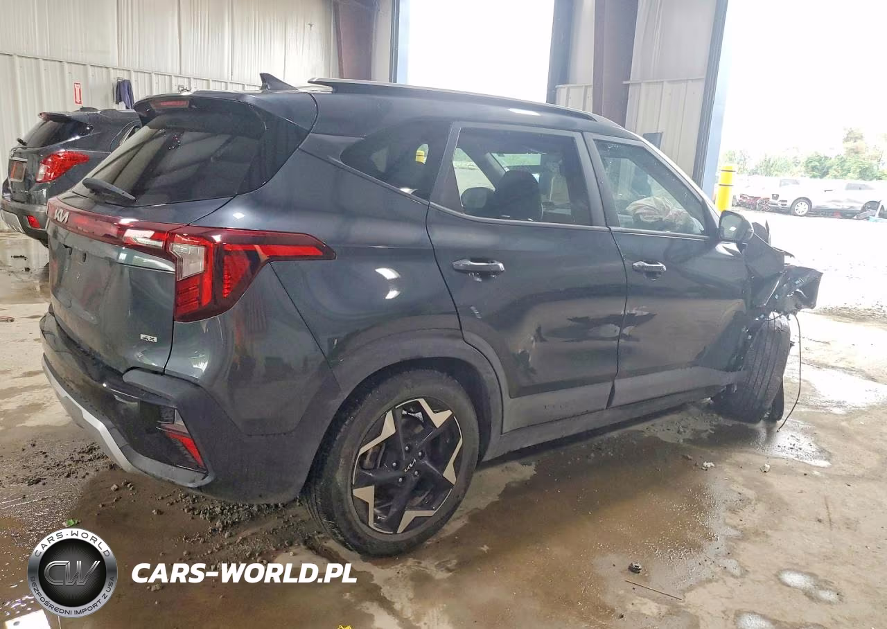 2025 Kia Seltos S VIN:KNDEUCAA8S7725276 - 3