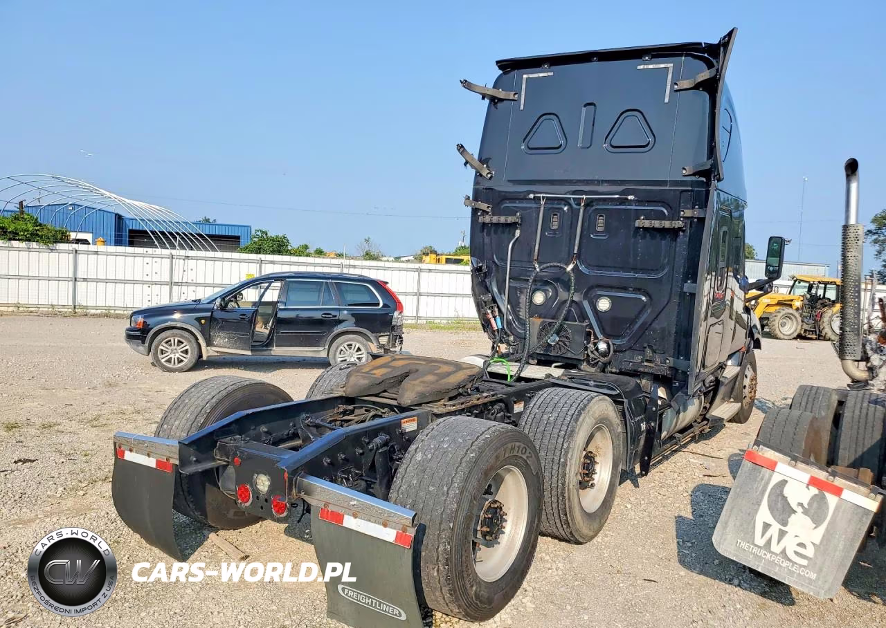 2020 Freightliner Cascadia 126 VIN:3AKJHHDR1LSLK1081 - 3