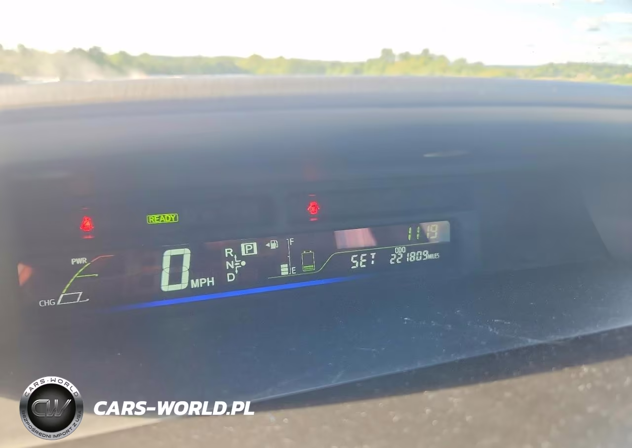 2013 Toyota Prius V Five VIN:JTDZN3EU7D3258672 - 9