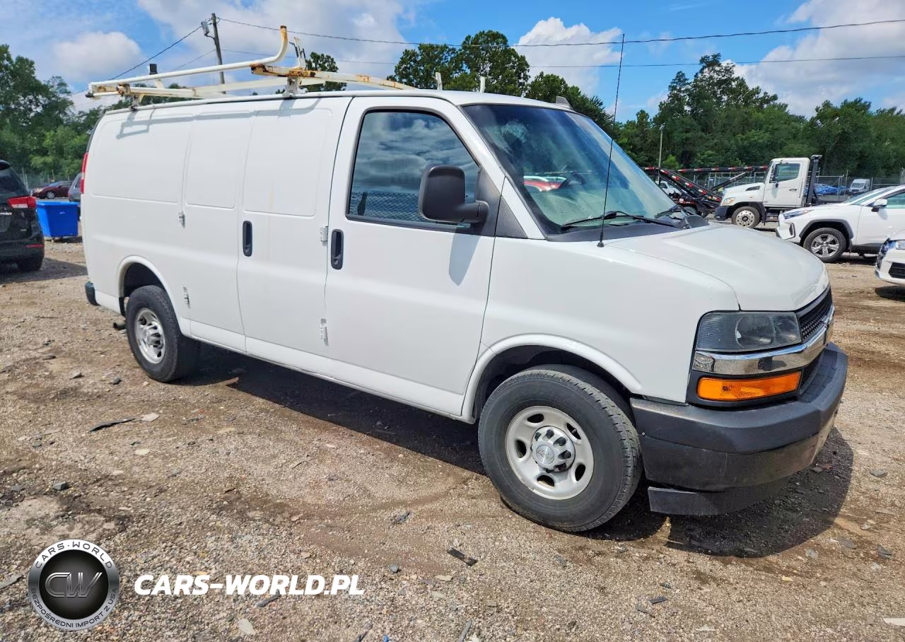 2019 Chevrolet Express G2500 VIN:1GCWGAFP7K1243799 - 4
