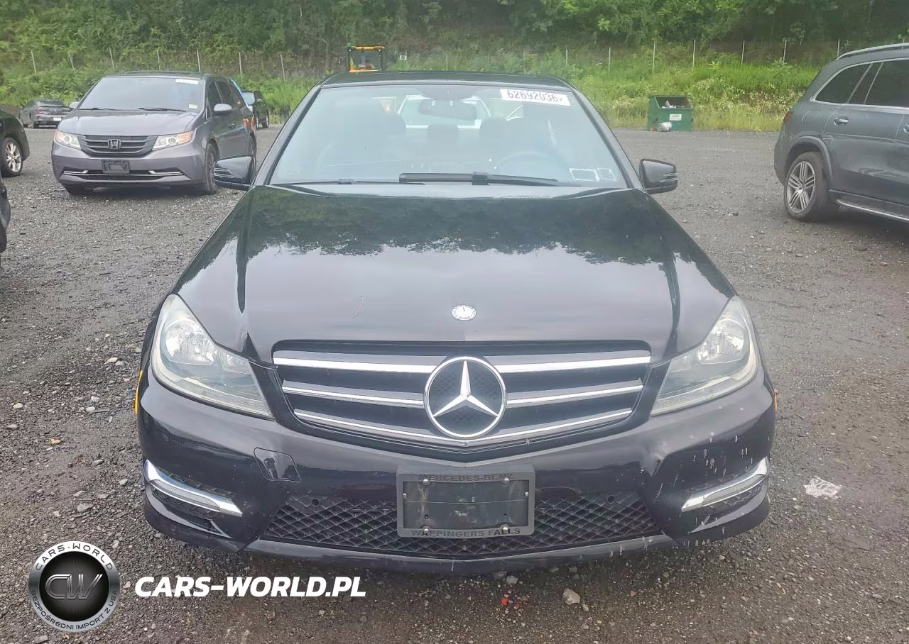 2014 Mercedes-Benz C 300 4Matic VIN:WDDGF8AB5EA890563 - 5