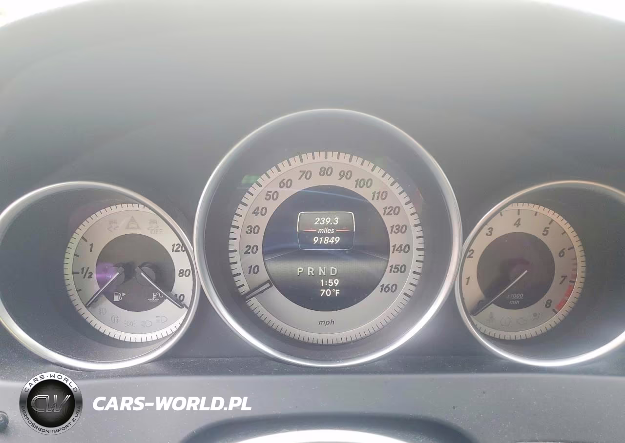 2014 Mercedes-Benz C 300 4Matic VIN:WDDGF8AB5EA890563 - 9