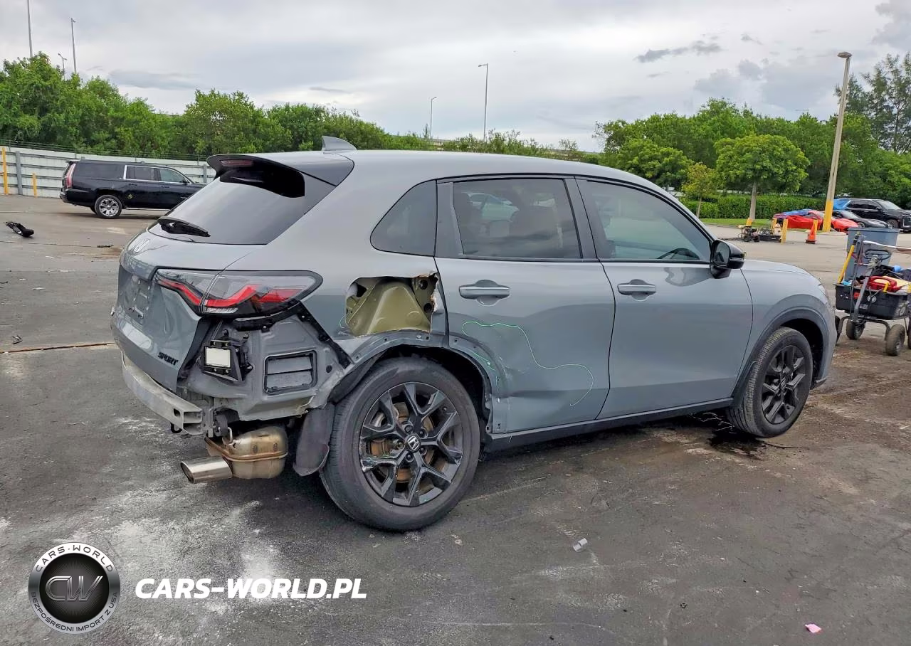 2025 Honda Hr-V Sport VIN:3CZRZ1H58SM703990 - 3