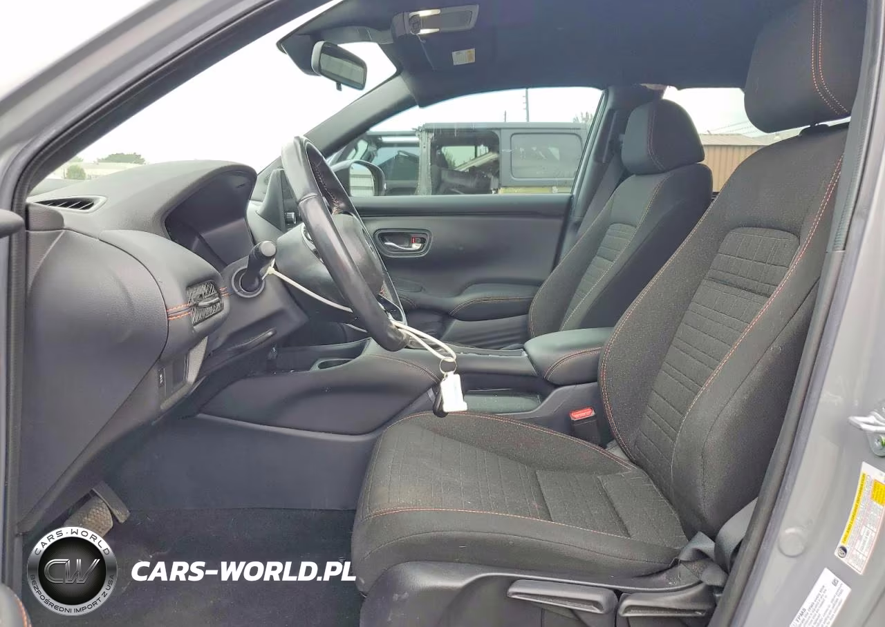 2025 Honda Hr-V Sport VIN:3CZRZ1H58SM703990 - 7