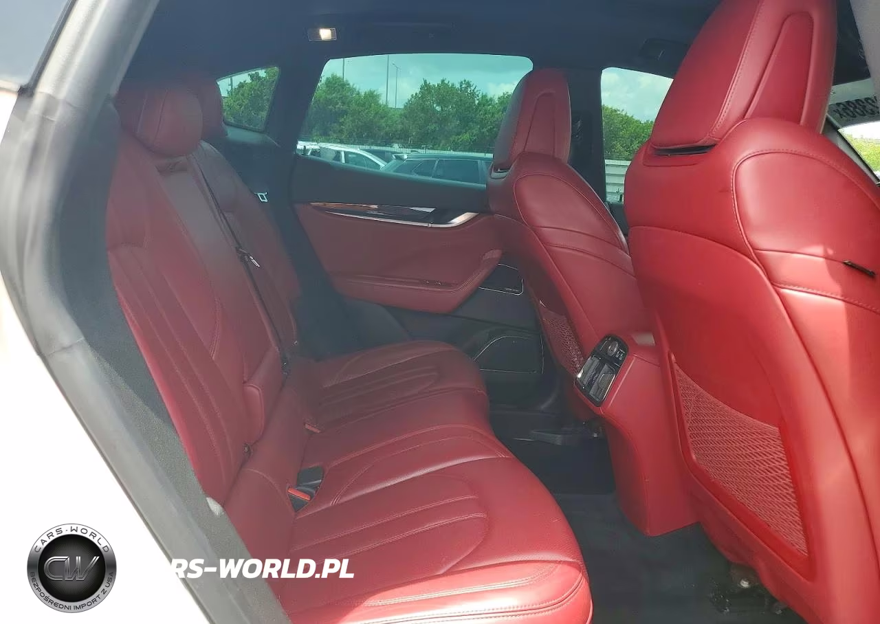 2018 Maserati Levante S Gransport VIN:ZN661YUS0JX284352 - 11