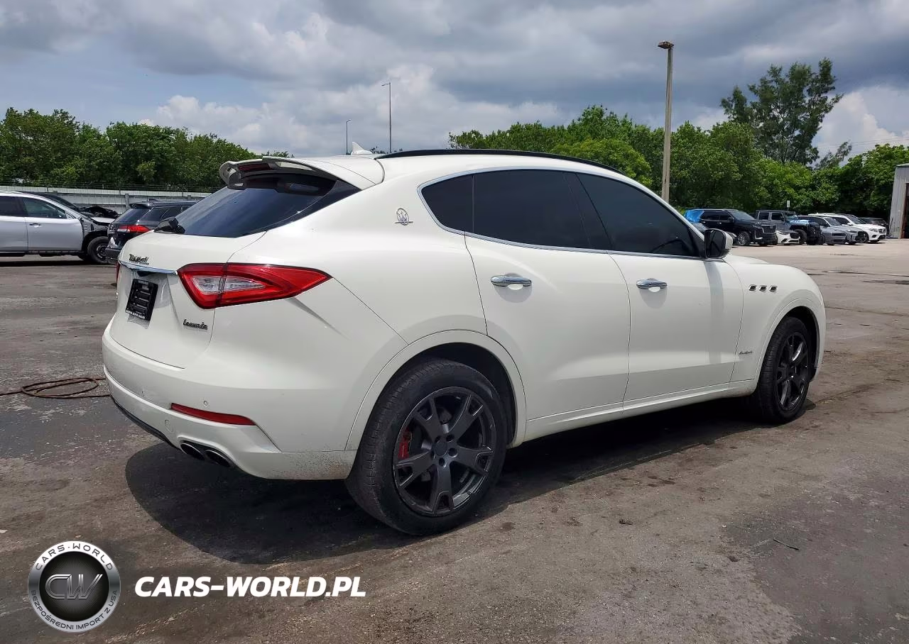 2018 Maserati Levante S Gransport VIN:ZN661YUS0JX284352 - 3
