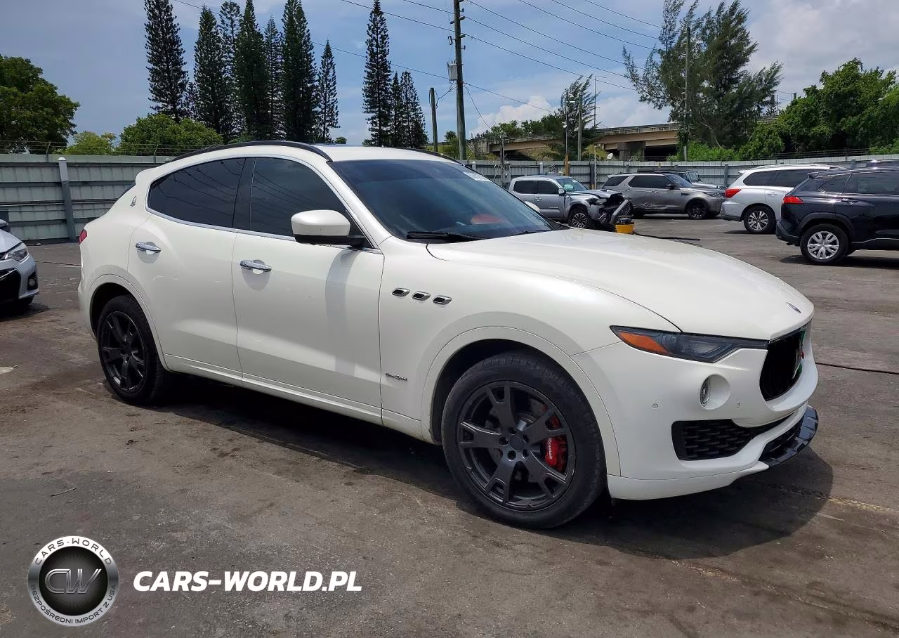 2018 Maserati Levante S Gransport VIN:ZN661YUS0JX284352 - 4