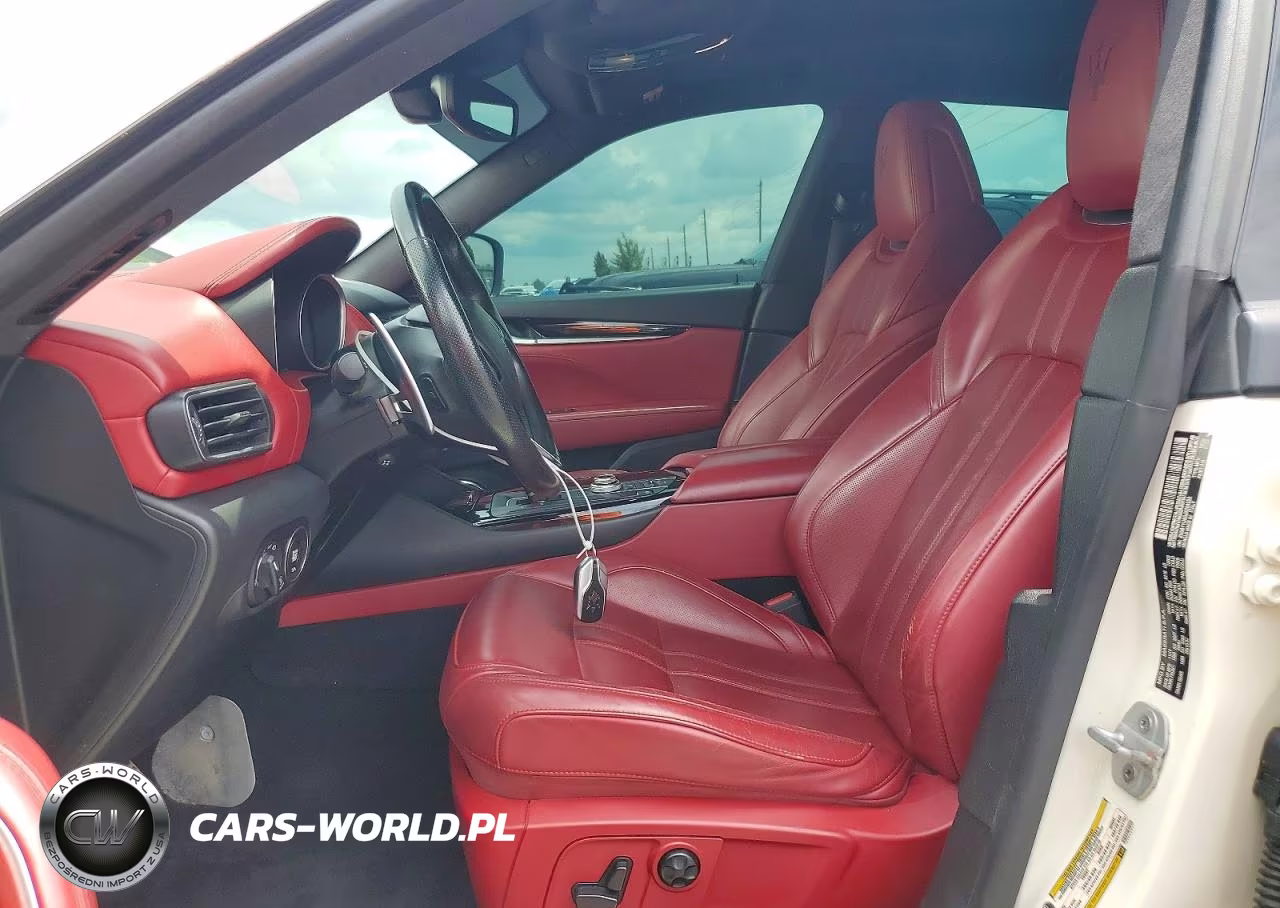 2018 Maserati Levante S Gransport VIN:ZN661YUS0JX284352 - 7