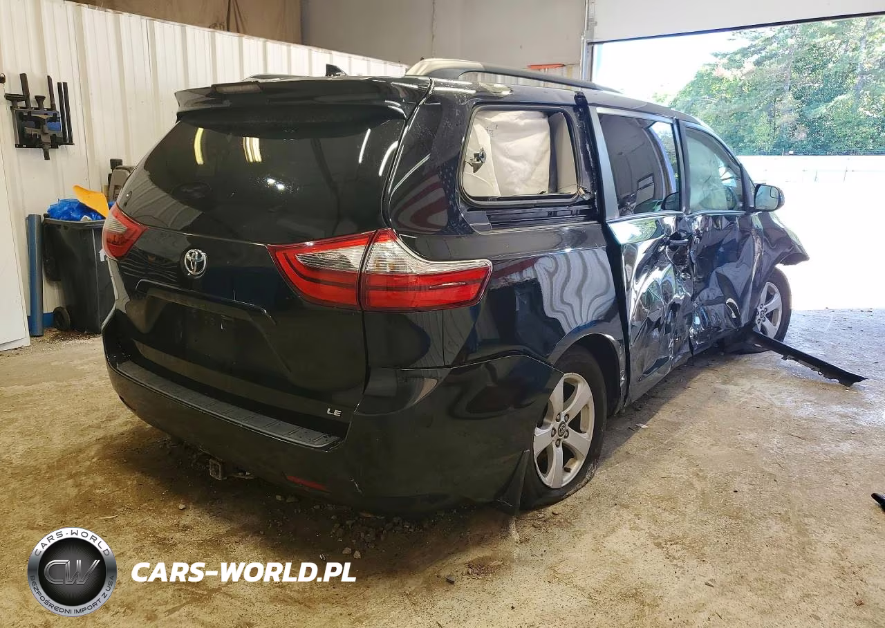 2020 Toyota Sienna Le VIN:5TDKZ3DC5LS031296 - 3