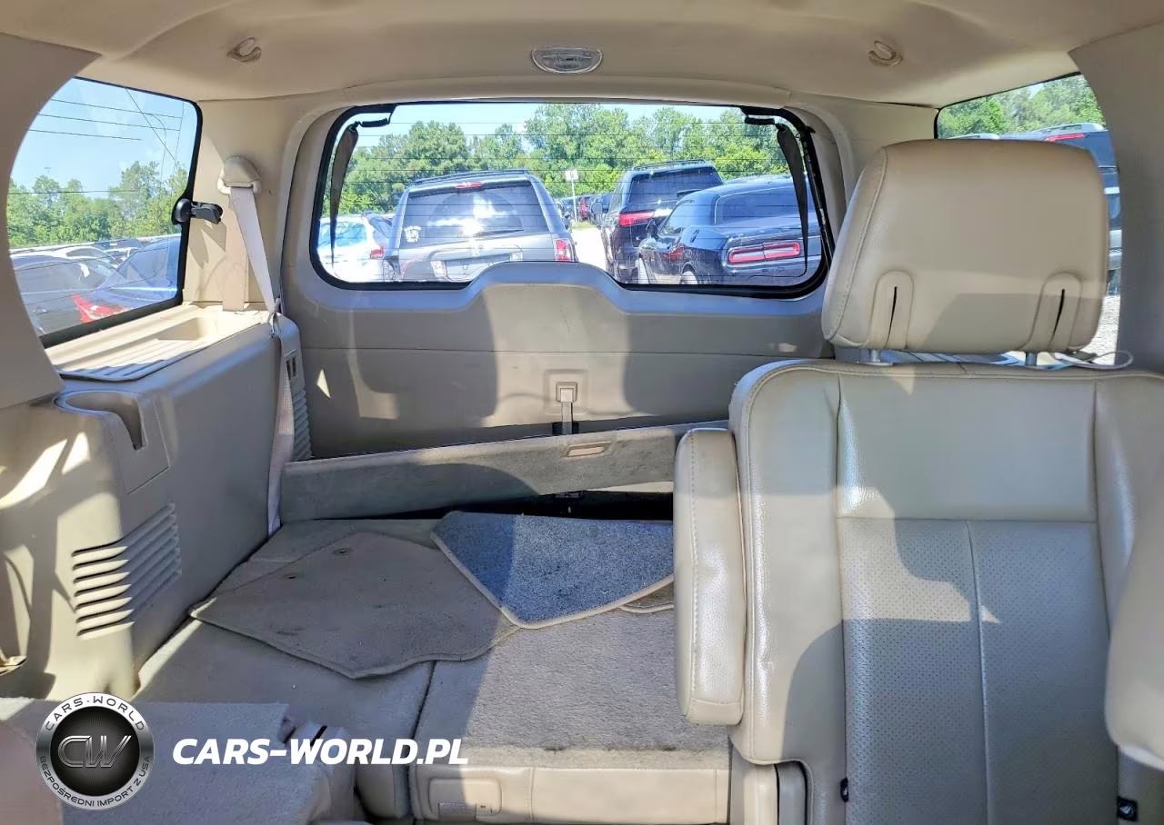 2011 Ford Expedition Xlt VIN:1FMJU1H51BEF46404 - 10