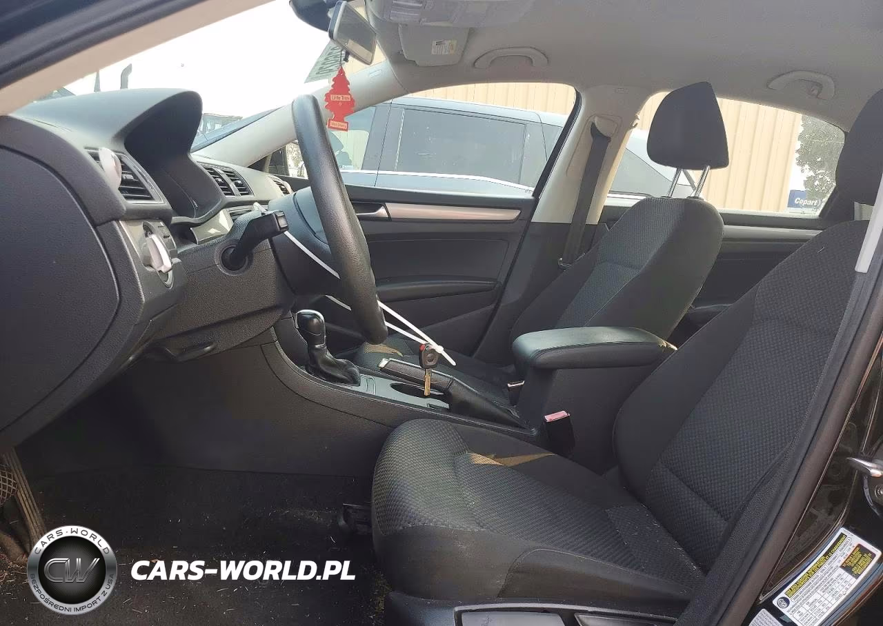2015 Volkswagen Passat S VIN:1VWAS7A32FC071317 - 7