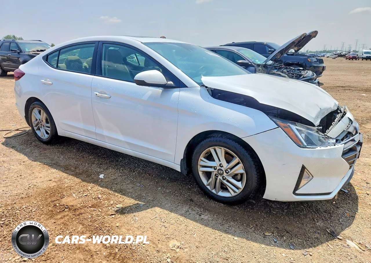 2020 Hyundai Elantra Value Edition VIN:5NPD84LF1LH585843 - 4