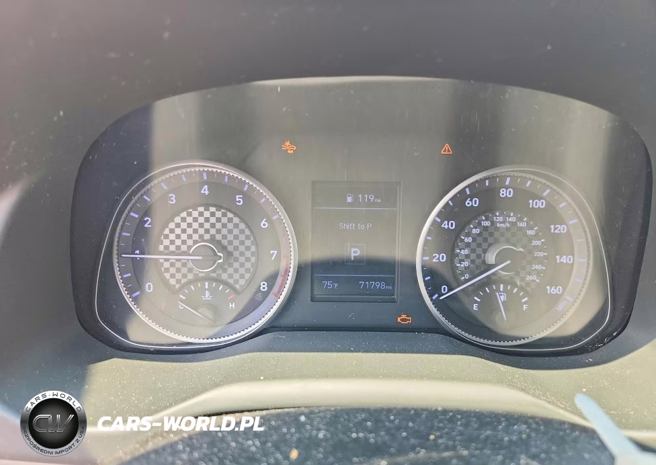 2020 Hyundai Elantra Value Edition VIN:5NPD84LF1LH585843 - 9