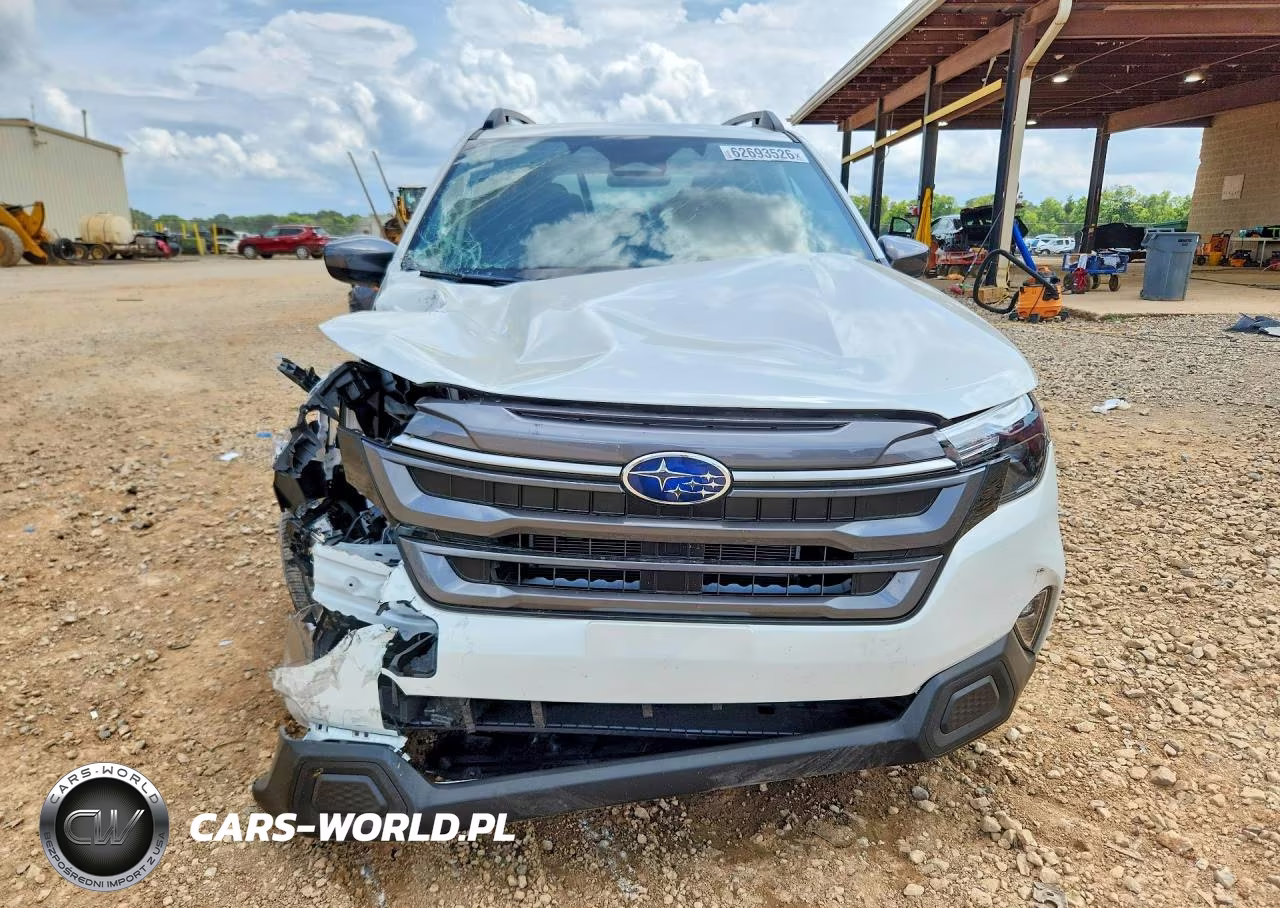 2025 Subaru Forester Premium VIN:JF2SLSED5SH440051 - 5