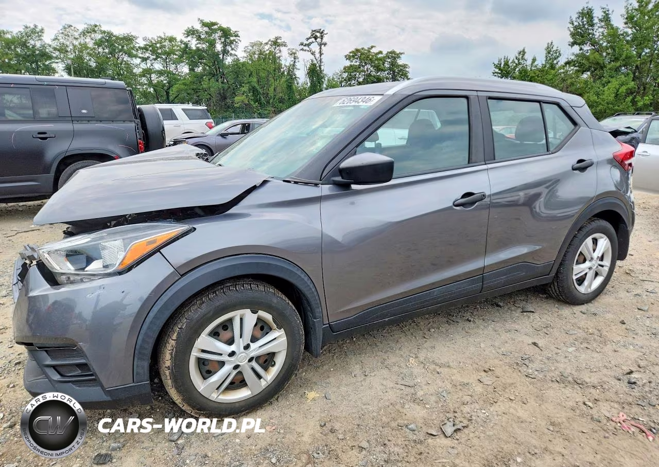 2019 Nissan Kicks S VIN:3N1CP5CU0KL492641 - 1