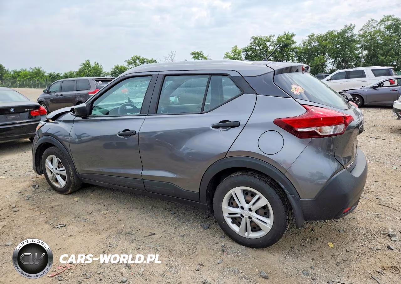 2019 Nissan Kicks S VIN:3N1CP5CU0KL492641 - 2