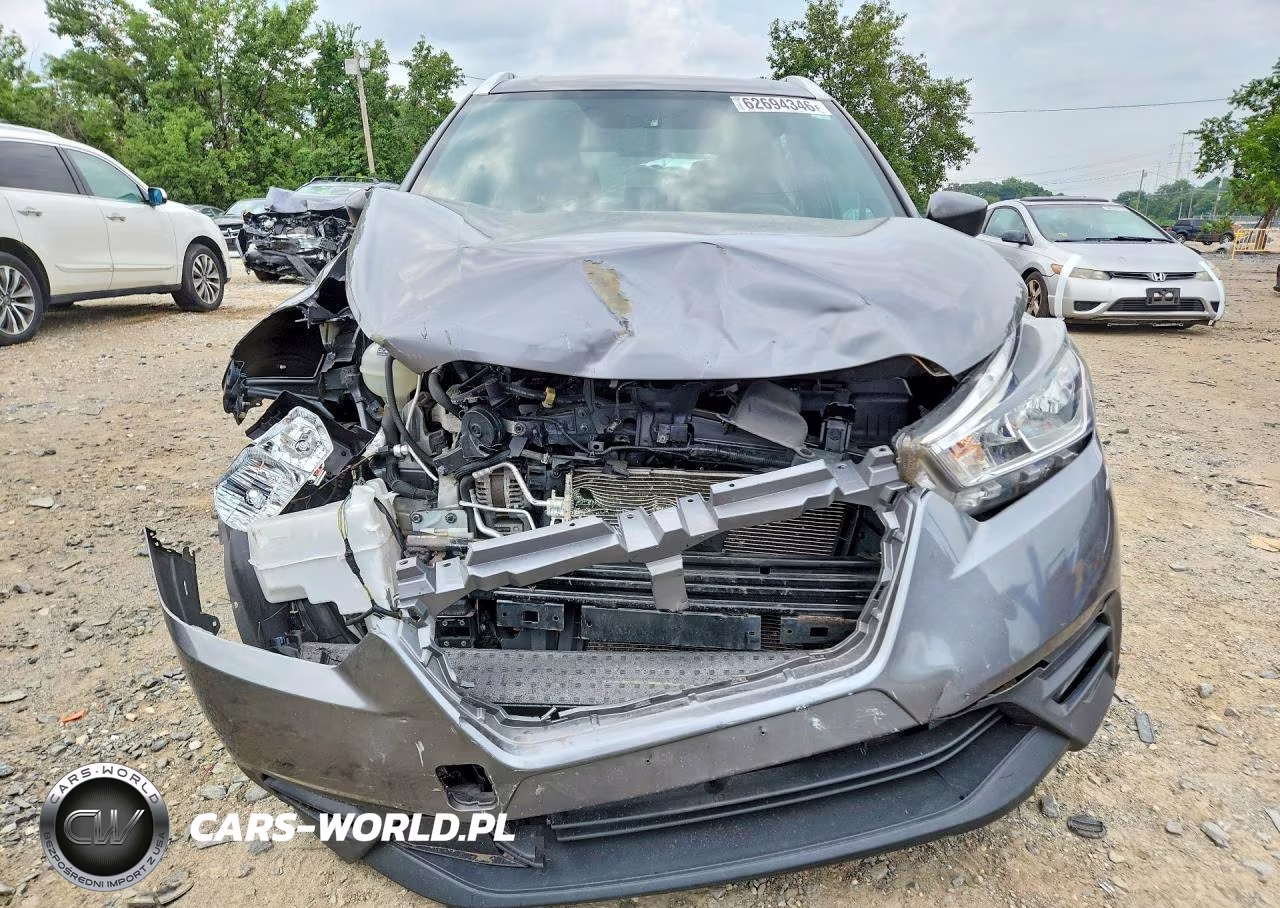 2019 Nissan Kicks S VIN:3N1CP5CU0KL492641 - 5
