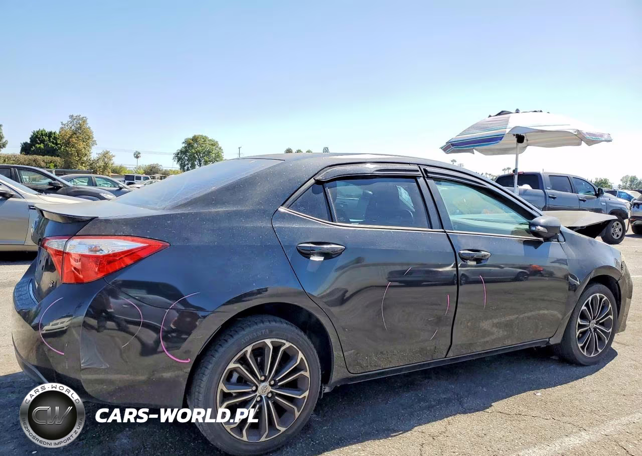 2016 Toyota Corolla S Plus VIN:5YFBURHE5GP485995 - 3