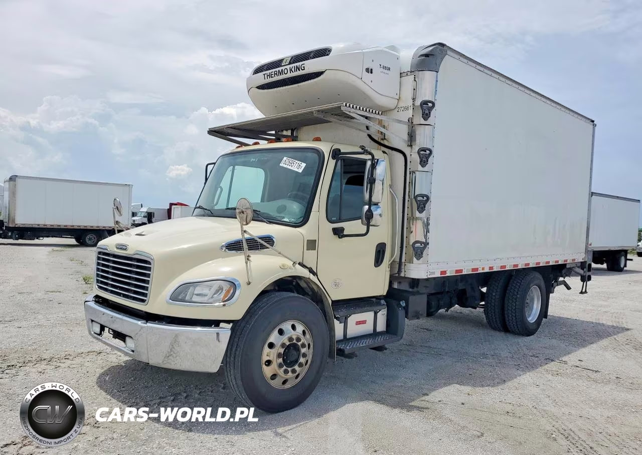 2019 Freightliner M2 106 Med - Refrigerated Box Truck