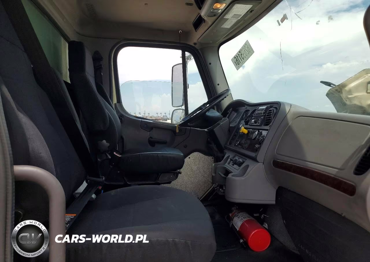2019 Freightliner M2 106 Med - Refrigerated Box Truck VIN:3ALACWFC3KDLE9700 - 11