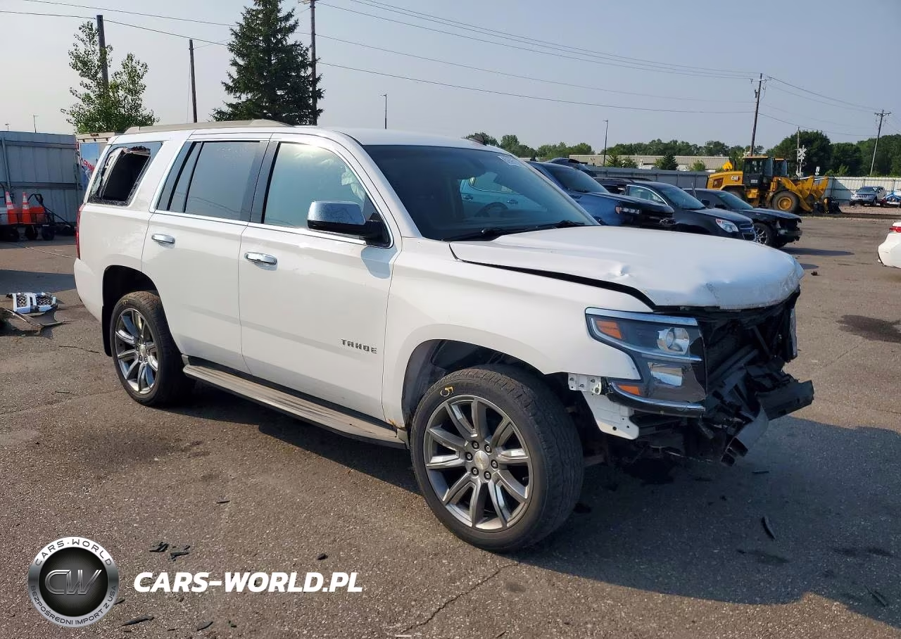 2015 Chevrolet Tahoe K1500 Ls VIN:1GNSKAKC3FR240381 - 4