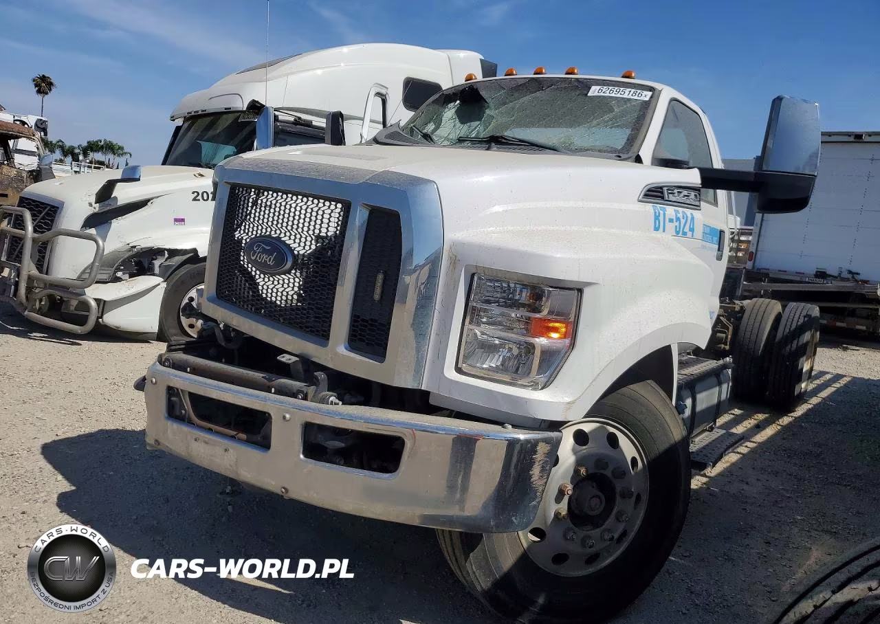 2019 Ford F750 Super Duty Truck Cab And Chassis – zdjęcie 1 z 13