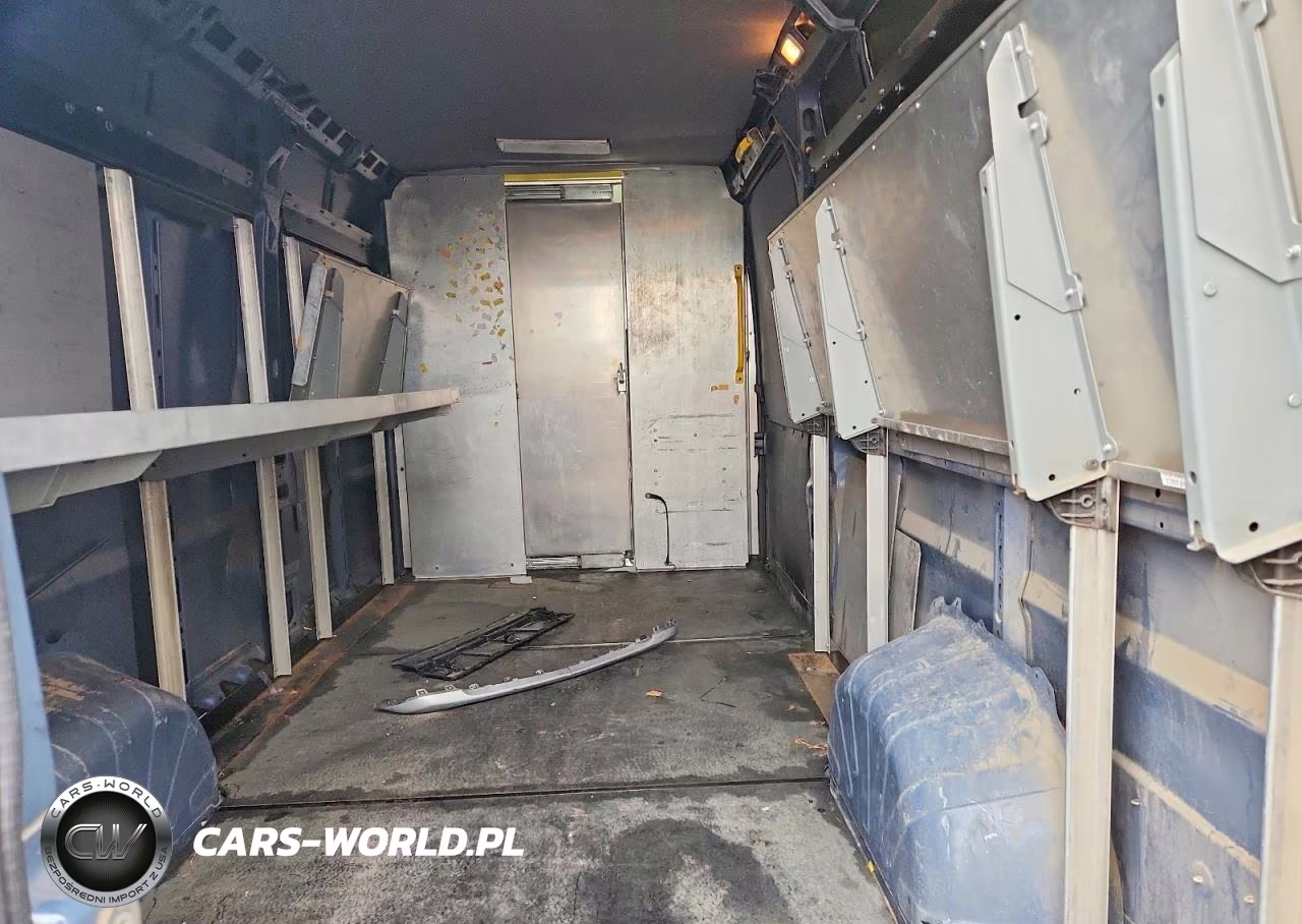 2020 Ram Promaster 3500 Delivery Van VIN:3C6URVJG5LE113056 - 10