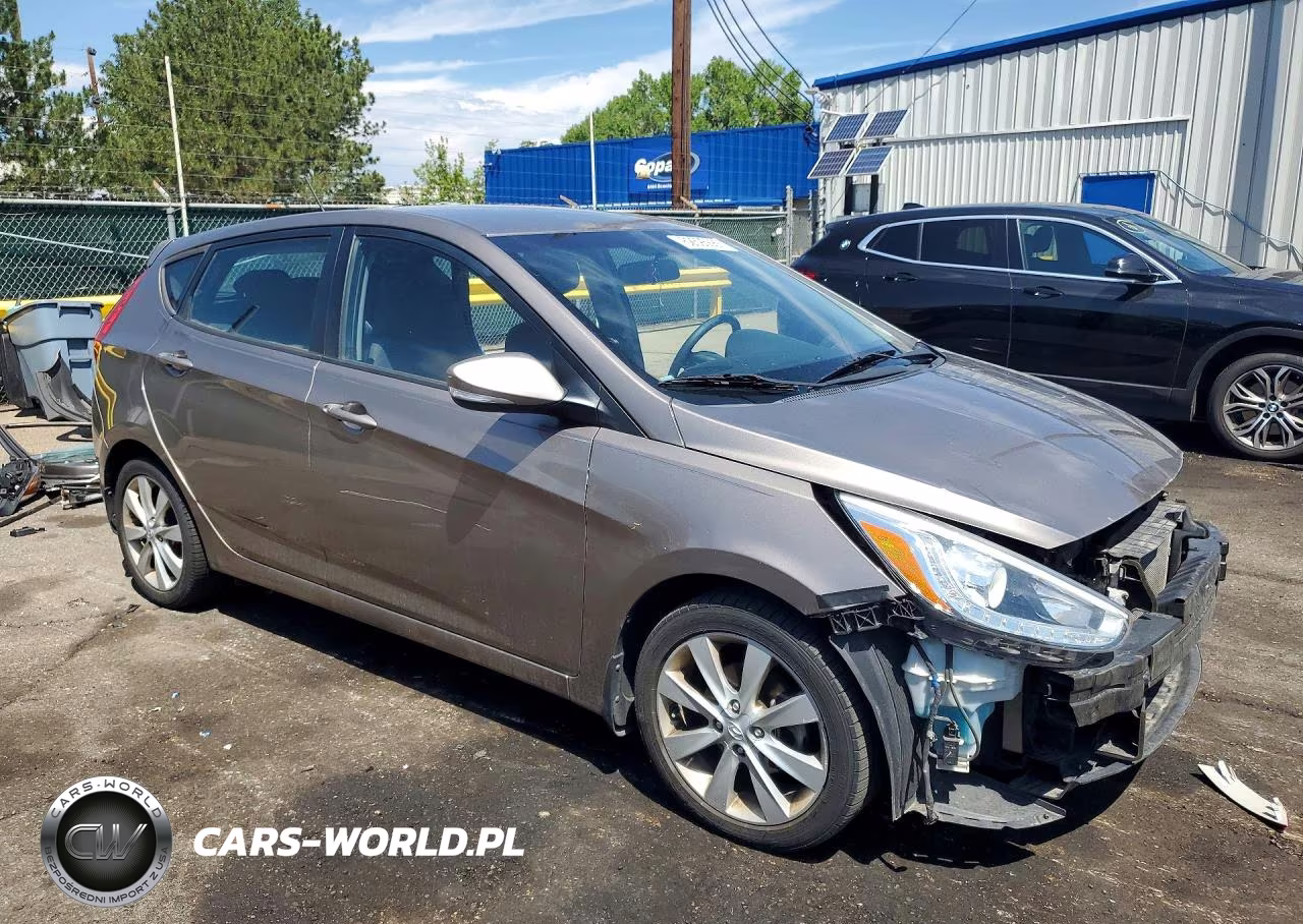 2014 Hyundai Accent Se VIN:KMHCU5AEXEU151982 - 4