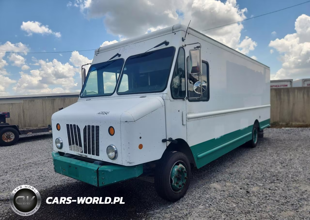 2012 Workhorse W62 Delivery Truck
