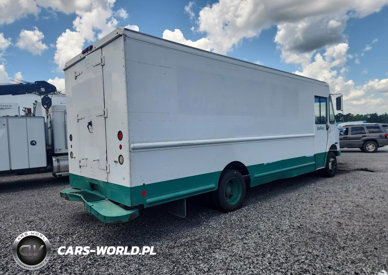 2012 Workhorse W62 Delivery Truck VIN:5B4LFG2E3C3448674 - 3