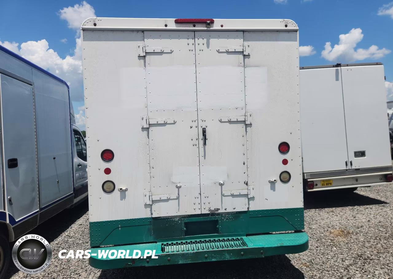 2012 Workhorse W62 Delivery Truck VIN:5B4LFG2E1C3448673 - 6