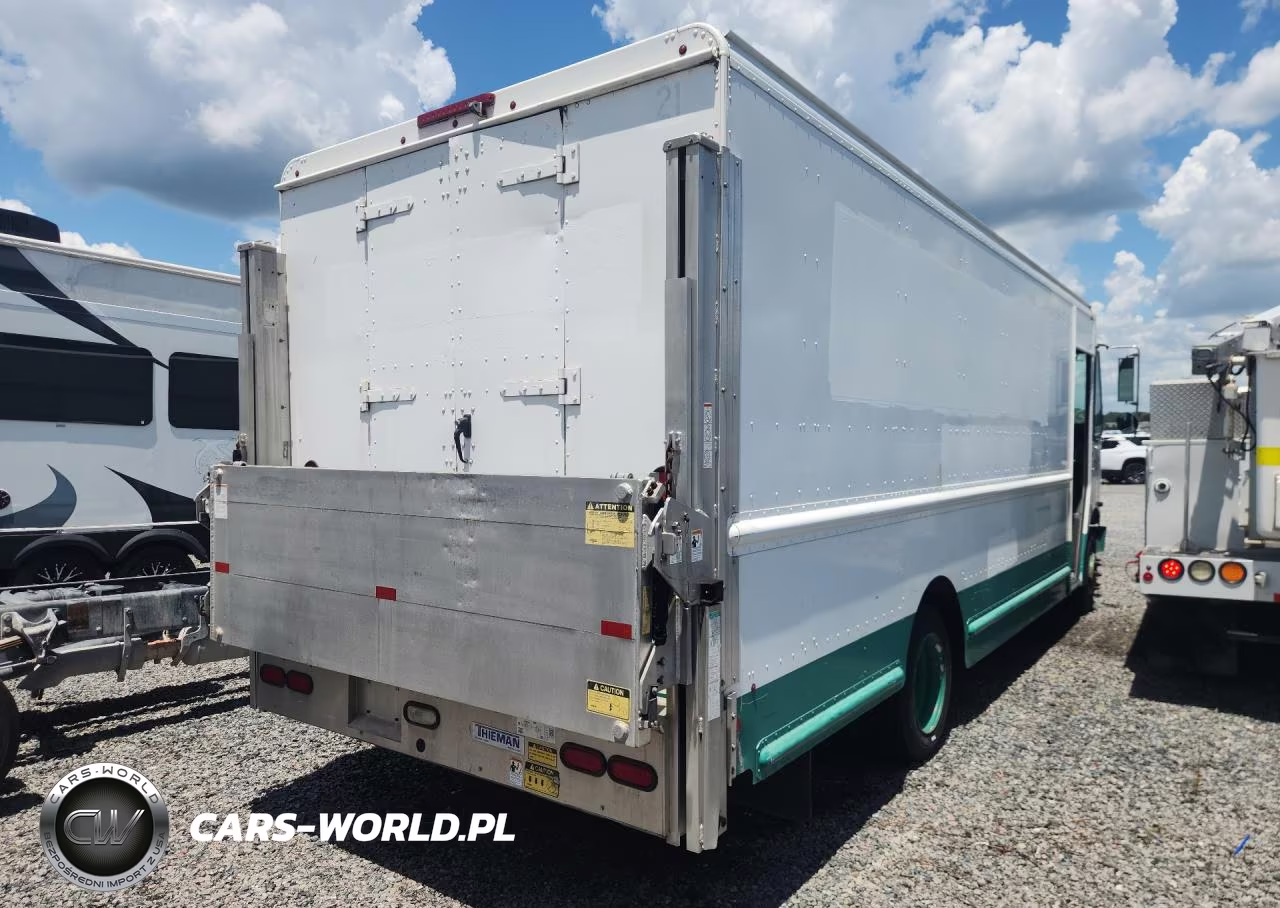 2012 Workhorse W62 Delivery Truck VIN:5B4LFG2E0C3448177 - 3