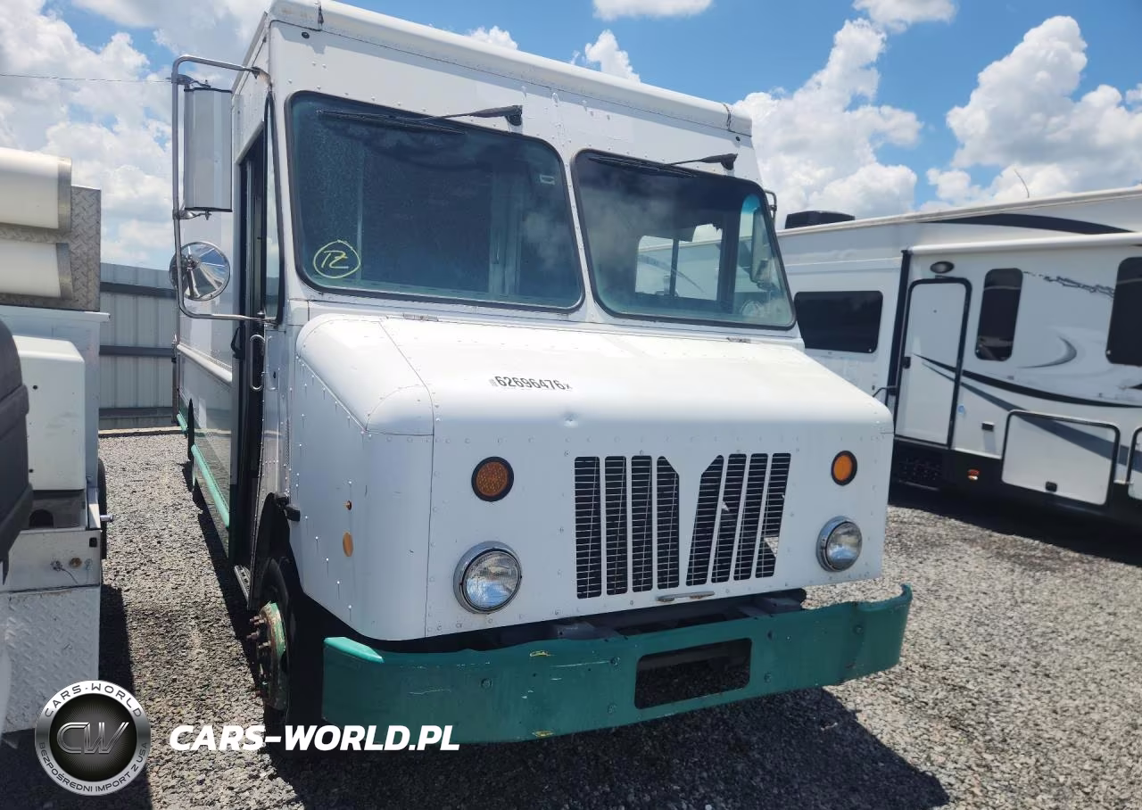 2012 Workhorse W62 Delivery Truck VIN:5B4LFG2E0C3448177 - 4