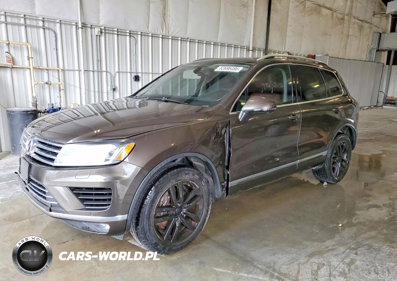 2015 Volkswagen Touareg V6 – zdjęcie 1 z 13