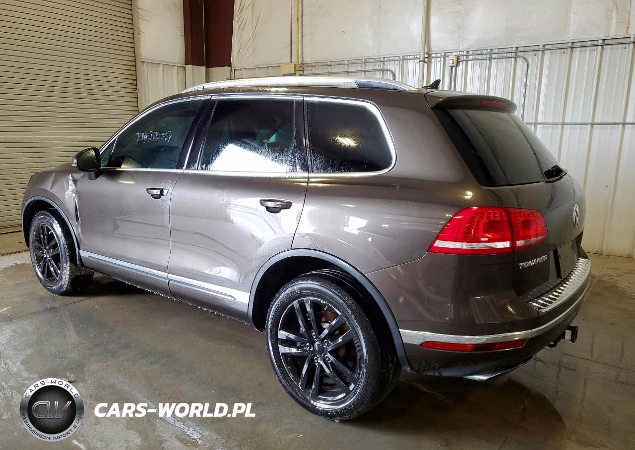 2015 Volkswagen Touareg V6 VIN:WVGEF9BP8FD006824 - 2
