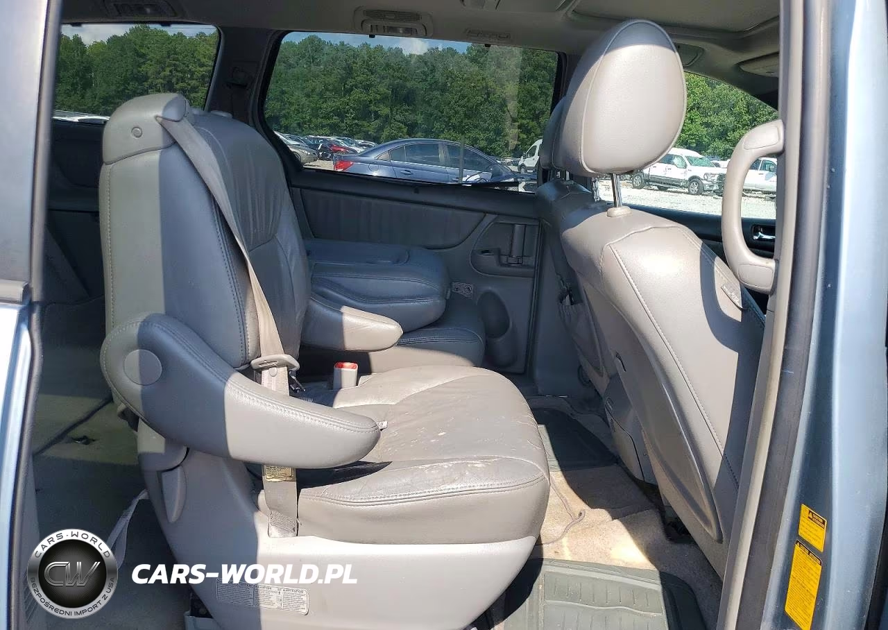 2010 Toyota Sienna Xle VIN:5TDYK4CCXAS337610 - 11