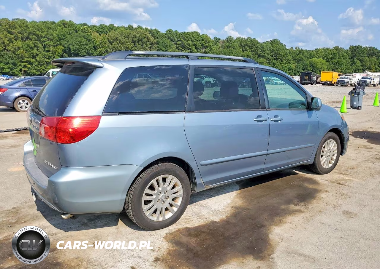 2010 Toyota Sienna Xle VIN:5TDYK4CCXAS337610 - 3