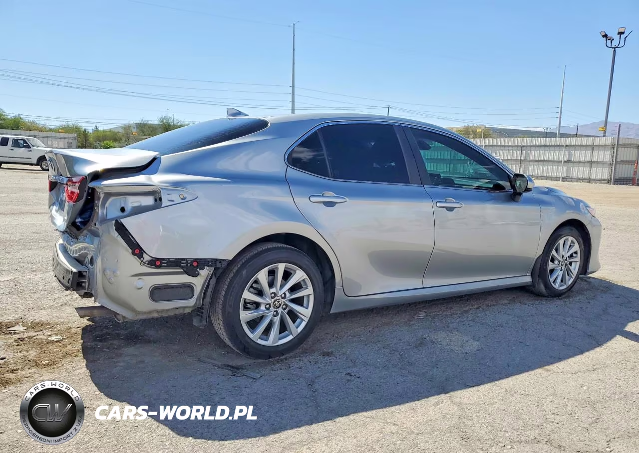 2023 Toyota Camry Le VIN:4T1C11AK3PU816215 - 3